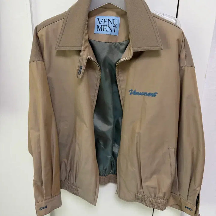[BUNJANG] Venumment Khaki Blouson Jacket - Size 1 / 베누먼트 카키색 블루종 자켓 1사이즈