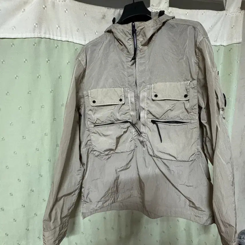 [SOLD OUT] CP 컴퍼니 포켓 아노락 자켓
