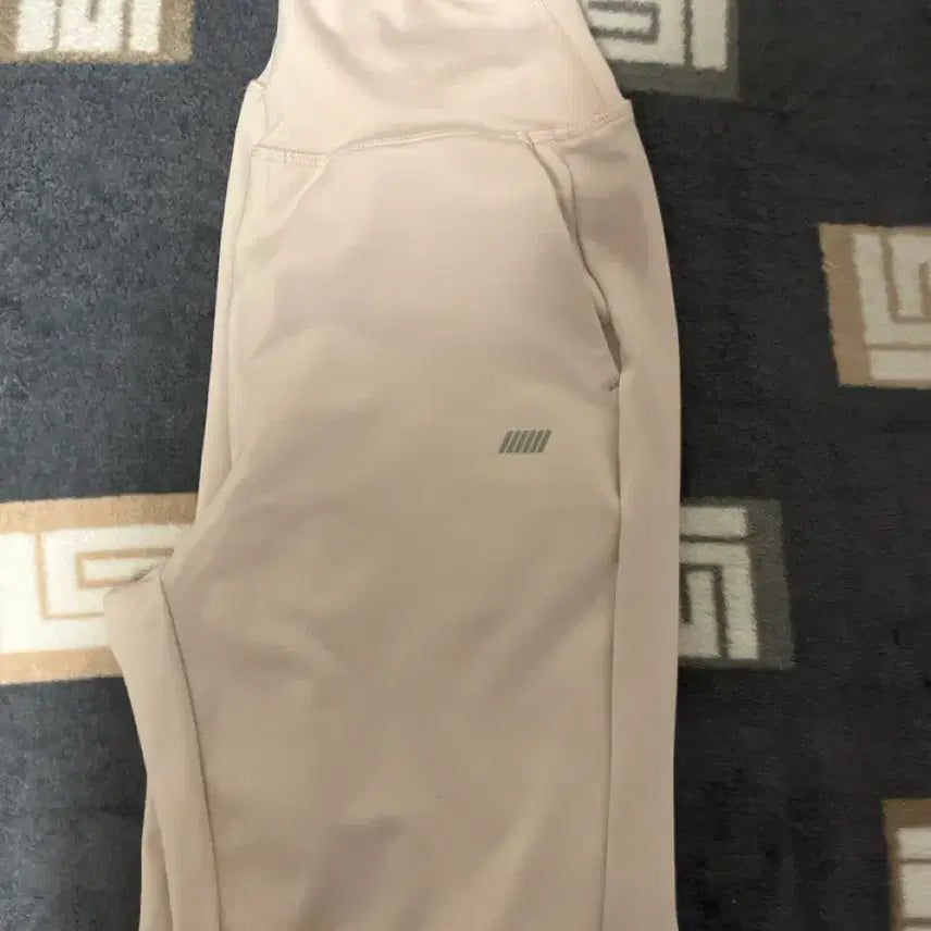 [BUNJANG] STL Hello Mellow Jogger Pants / stl 조거팬츠 헬로우멜로우s 기본기장
