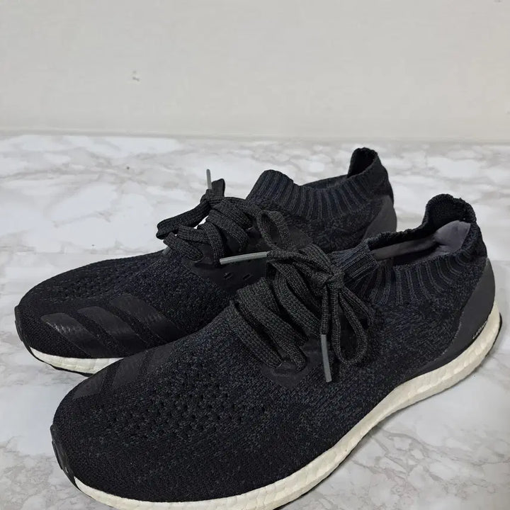 [SOLD OUT] 아디다스 울트라부스트 남성 운동화 275 (신1363)