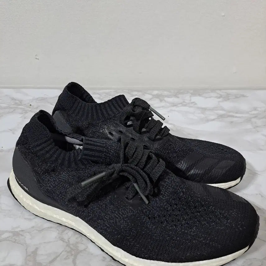 [SOLD OUT] 아디다스 울트라부스트 남성 운동화 275 (신1363)