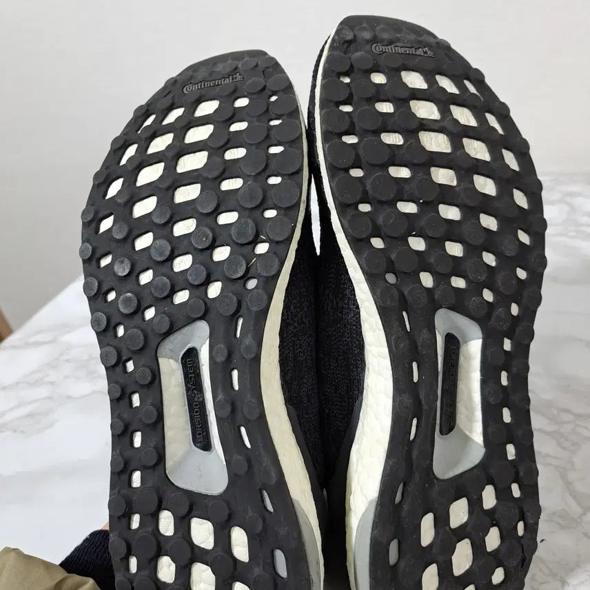 [SOLD OUT] 아디다스 울트라부스트 남성 운동화 275 (신1363)