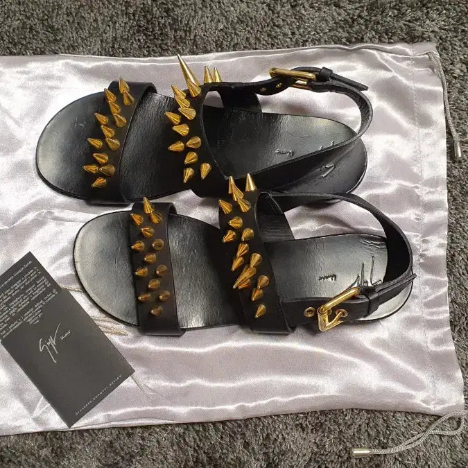 [BUNJANG] Giuseppe Zanotti Spike Flat Sandals / 주세페 자노티  스파이크 플랫 샌들