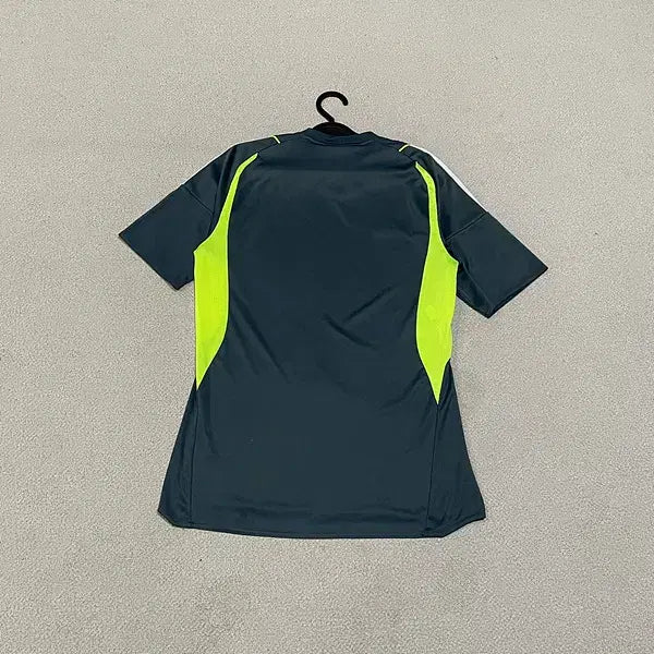 [BUNJANG] Adidas Functional V-Neck Short Sleeve T-shirt / M 아디다스 기능성 브이넥 반팔티 N.4659