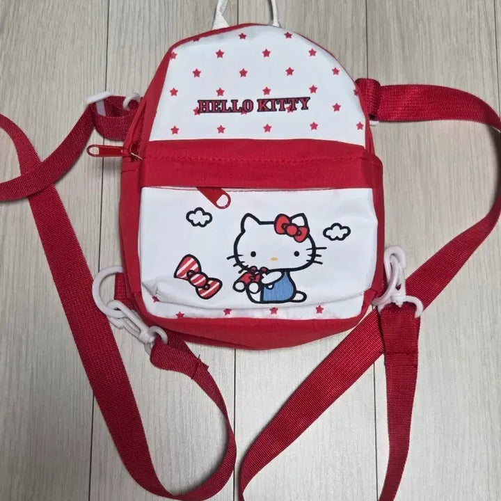 [BUNJANG] Sanrio Hello Kitty Retro Mini Backpack / 헬로키티 미니 백팩 판매 (산리오 레트로 키티 가방)
