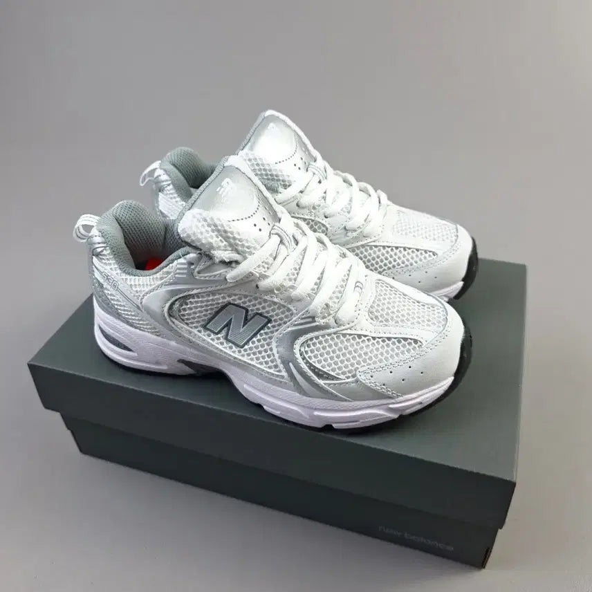 [BUNJANG] New Balance 530 Silver White Sneakers / 밸런스 530 실버 화이트 배색