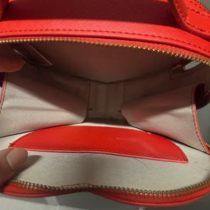 [BUNJANG] Bramosi Red Heart Bag Crossbody / 브라모시브 레드 하트백 크로스백