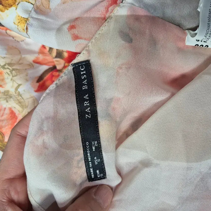 [BUNJANG] ZARA Flower Print Romper / 자라 플라워 프린트 롬퍼 여성용 꽃무늬