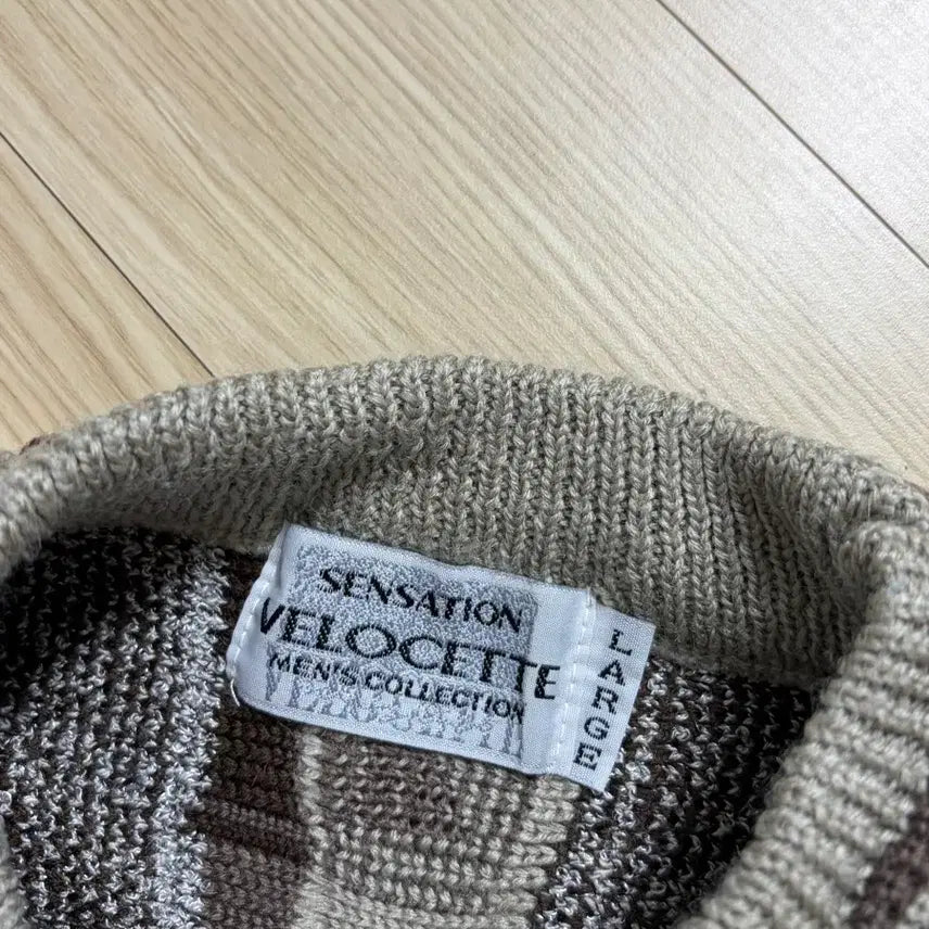 [BUNJANG] Vintage Pattern Cable Knit Sweater / 빈티지 패턴 니트 케이블 니트 L