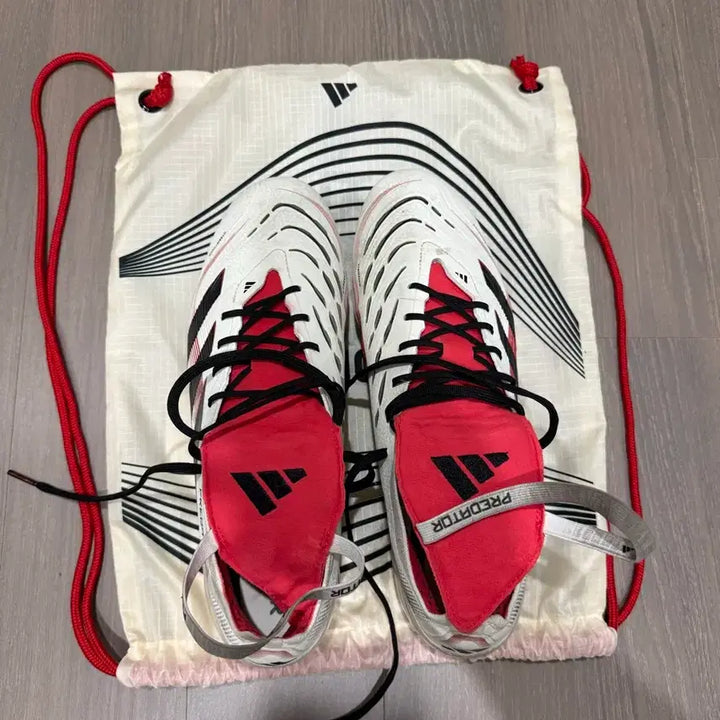 [SOLD OUT] 프레데터 FT FG 골헌터팩 280 팝니다