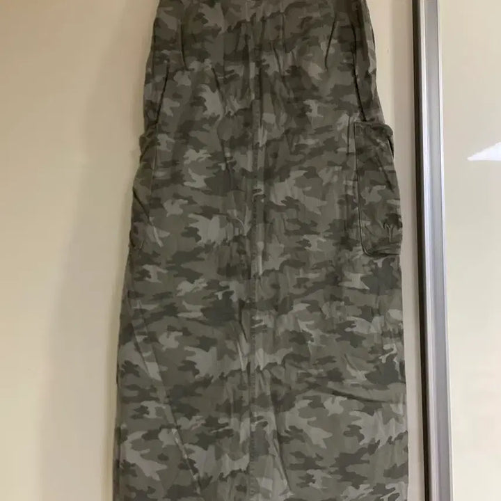 [SOLD OUT] 오디너리홀리데이 카모 카고 롱 스커트