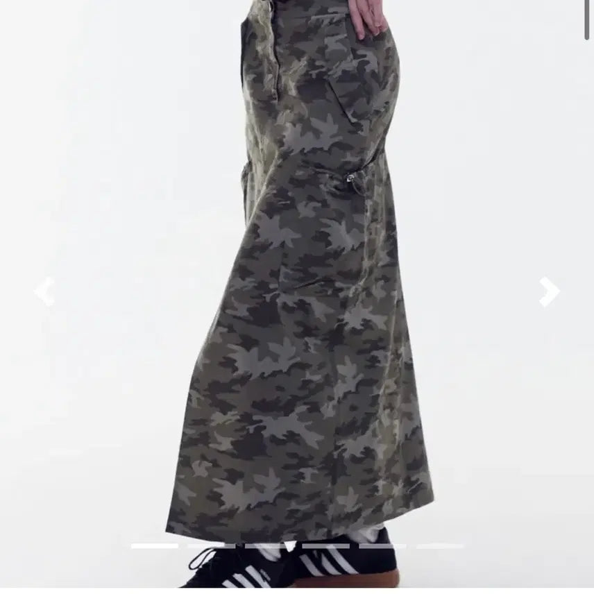[SOLD OUT] 오디너리홀리데이 카모 카고 롱 스커트