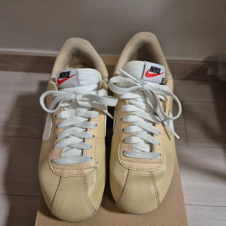 [BUNJANG] Nike Cortez Beige Sneakers / 나이키 코르테즈 베이지 225