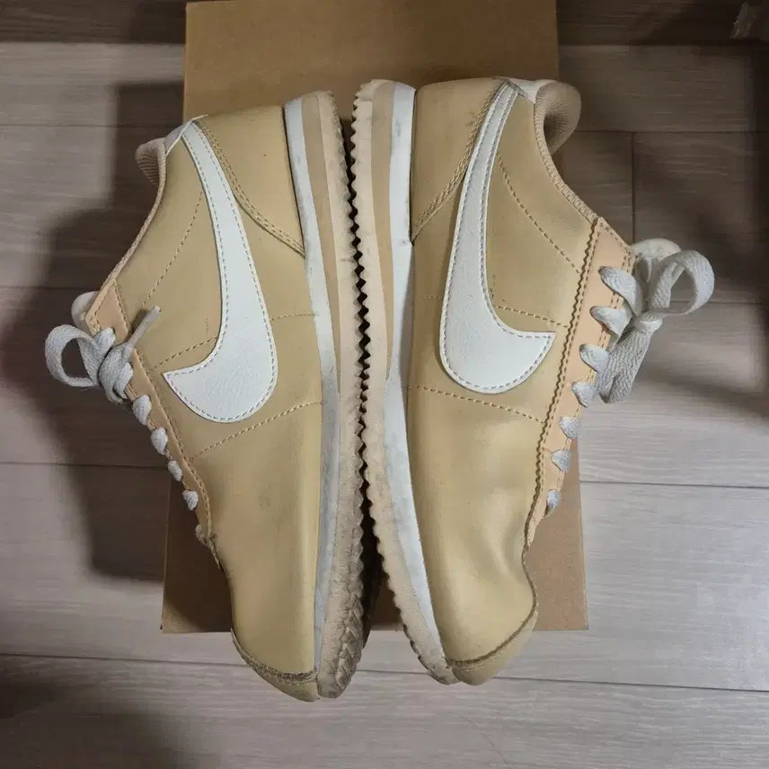 [BUNJANG] Nike Cortez Beige Sneakers / 나이키 코르테즈 베이지 225