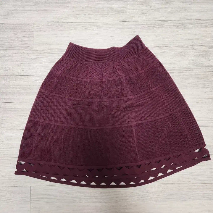 [BUNJANG] Sandro Burgundy Cut-Out Midi Skirt / 산드로 버건디 스커트