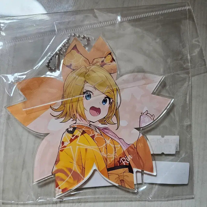 [BUNJANG] Vocaloid Kagamine Rin Sakura Acrylic Keyring / 보컬로이드 카가미네 린 벚꽃 사쿠라 아크릴 키링 빅 키홀더 시라비