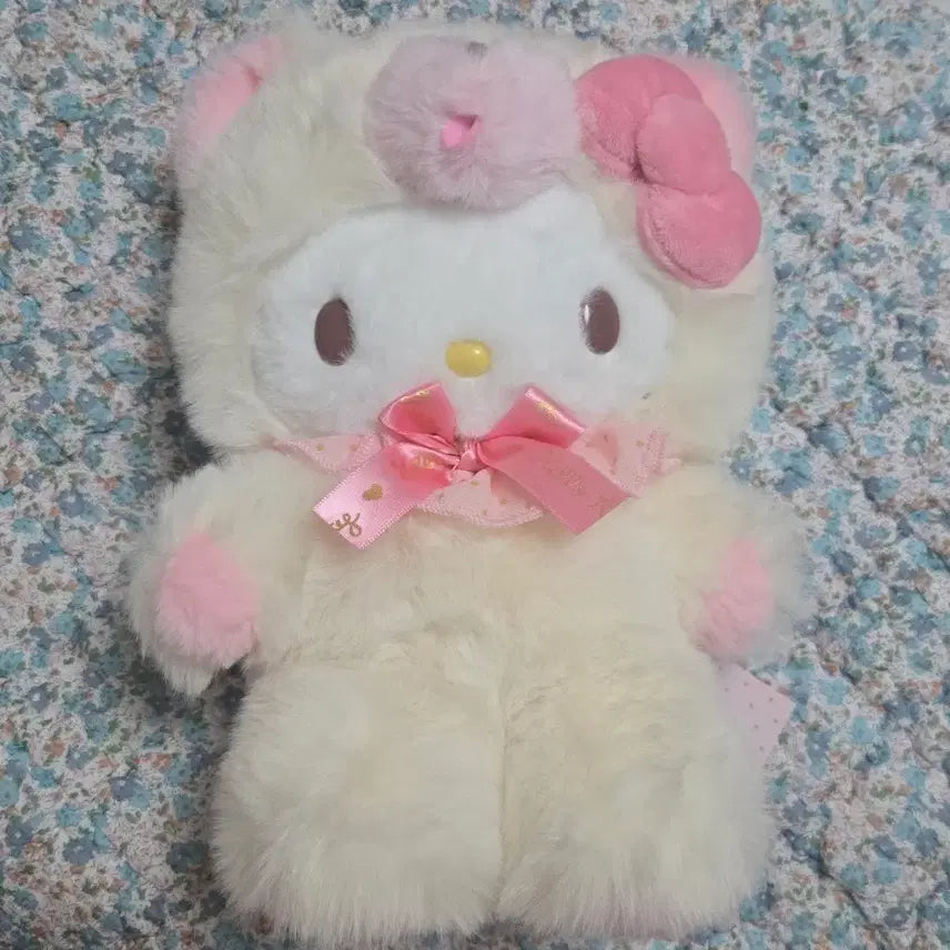 [BUNJANG] Sanrio Hello Kitty Fuwamosa Bear Plush Doll / 산리오 헬로키티 후와모사 곰돌이 누이 인형
