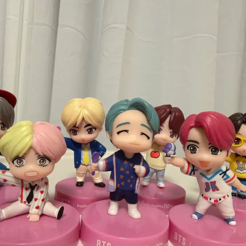 [BUNJANG] BTS x Baskin Robbins Block Pack Figure Set / 최저가) BTS 배스킨라빈스 콜라보 블록팩 피규어 세트