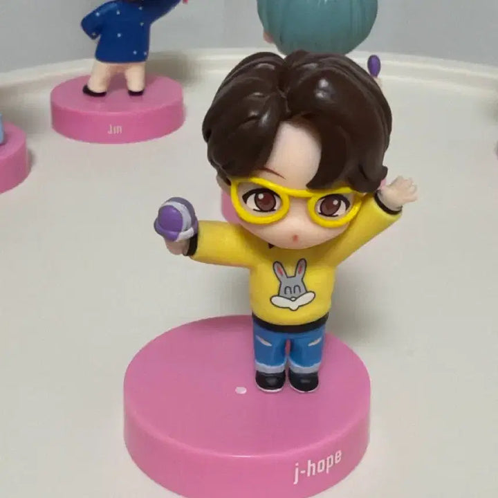 [BUNJANG] BTS x Baskin Robbins Block Pack Figure Set / 최저가) BTS 배스킨라빈스 콜라보 블록팩 피규어 세트
