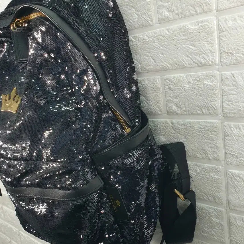 [BUNJANG] J.ESTINA Sequin Backpack / 제이에스티나 스팽글 백팩