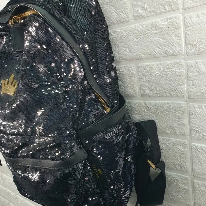 [BUNJANG] J.ESTINA Sequin Backpack / 제이에스티나 스팽글 백팩