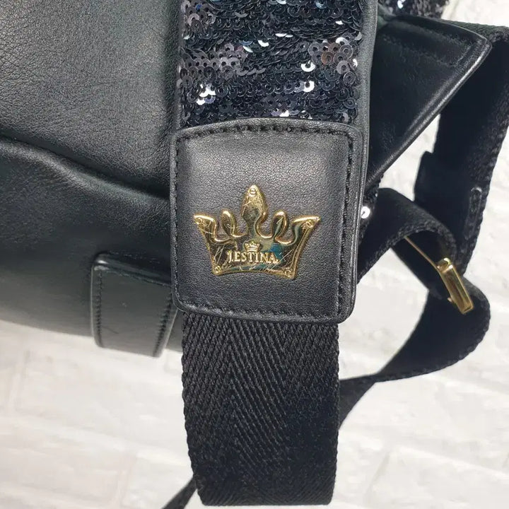 [BUNJANG] J.ESTINA Sequin Backpack / 제이에스티나 스팽글 백팩