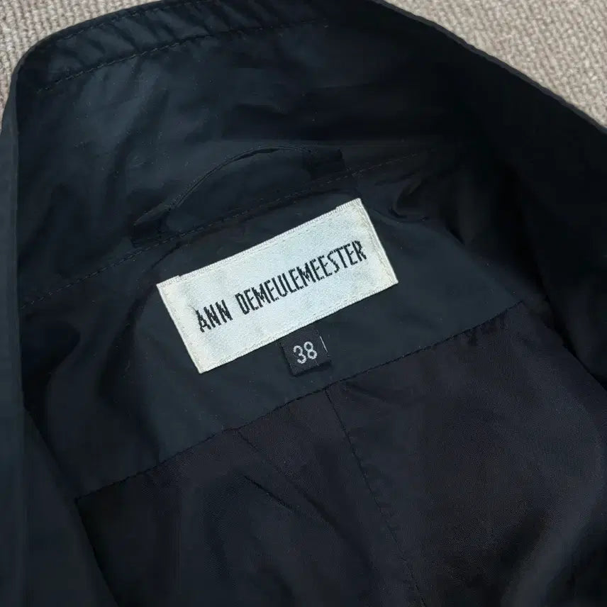 [BUNJANG] Ann Demeulemeester Asymmetric Trench Coat / Ann Demeulemeester 앤드뮐미스터 비대칭 트렌치 코트