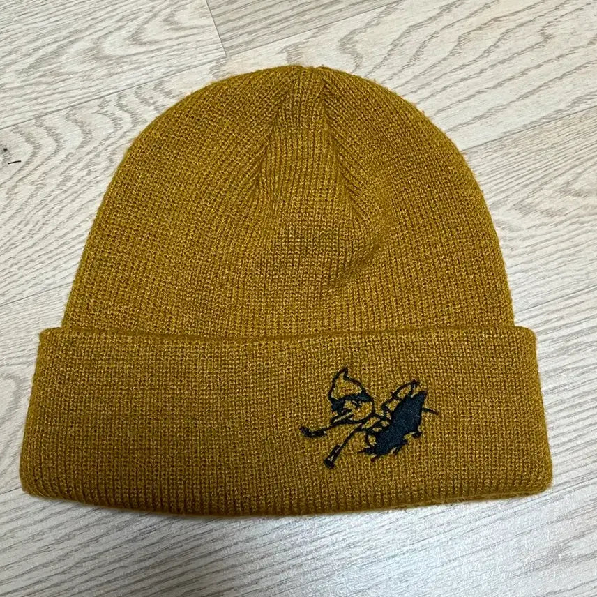 [BUNJANG] Compagno Geppetto Embroidered Beanie / 꼼파뇨 Geppetto 자수 비니