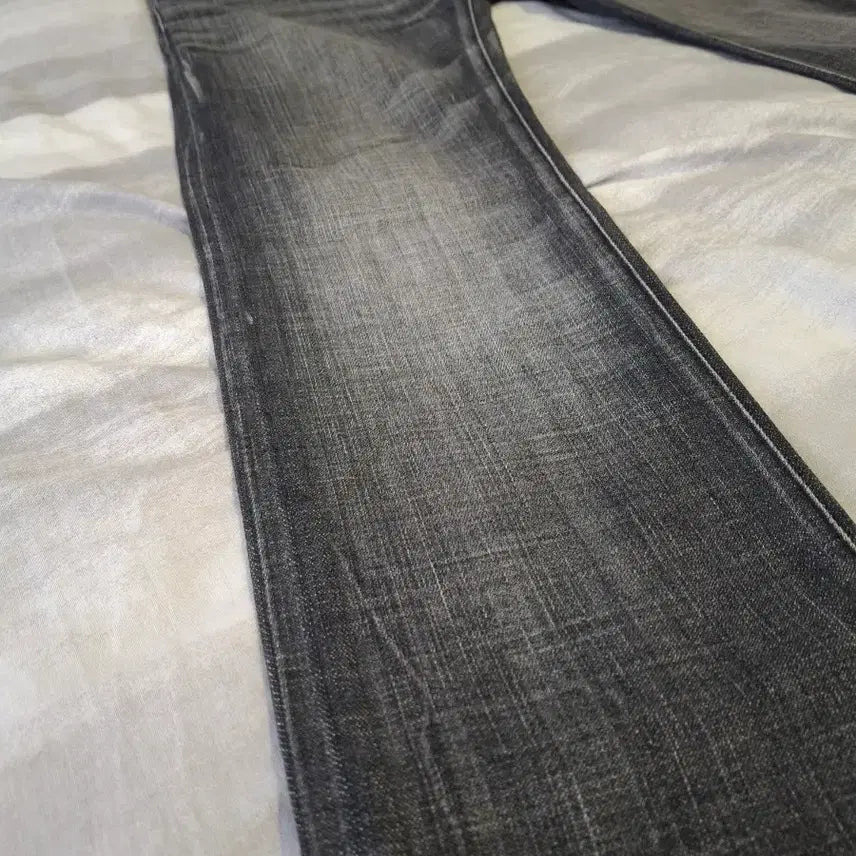 [BUNJANG] Mod9 Mod1s Old Version Lonesome Cat Jeans / [31] 모드나인 Mod1s 구형 흑청 론섬캣