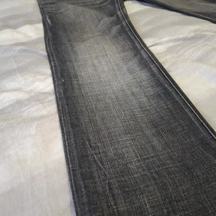 [BUNJANG] Mod9 Mod1s Old Version Lonesome Cat Jeans / [31] 모드나인 Mod1s 구형 흑청 론섬캣