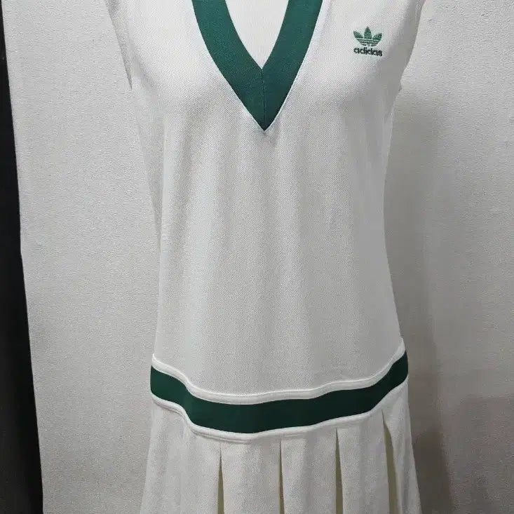 [BUNJANG] Adidas Ivory Three-Stripe Cardigan Dress Set S / 아디다스 아이보리 삼선 가디건  원피스 세트 S 90
