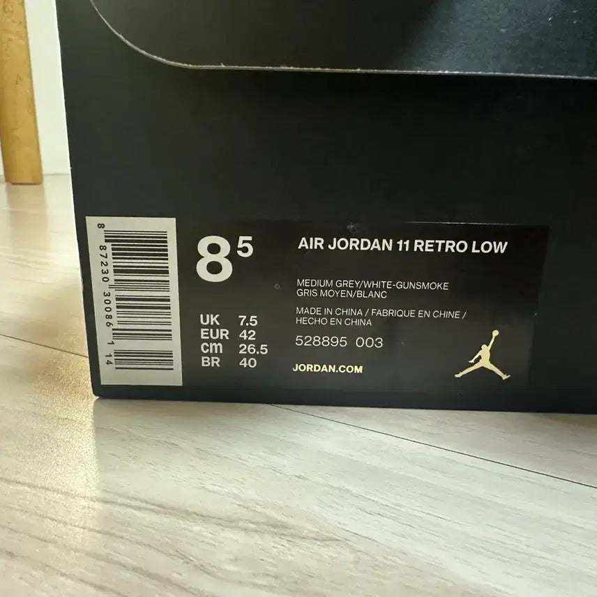 [BUNJANG] Nike Air Jordan 11 Retro Low Cool Grey Sneakers / 1회실착 /나이키 에어 조던 11 로우 쿨 그레이 265