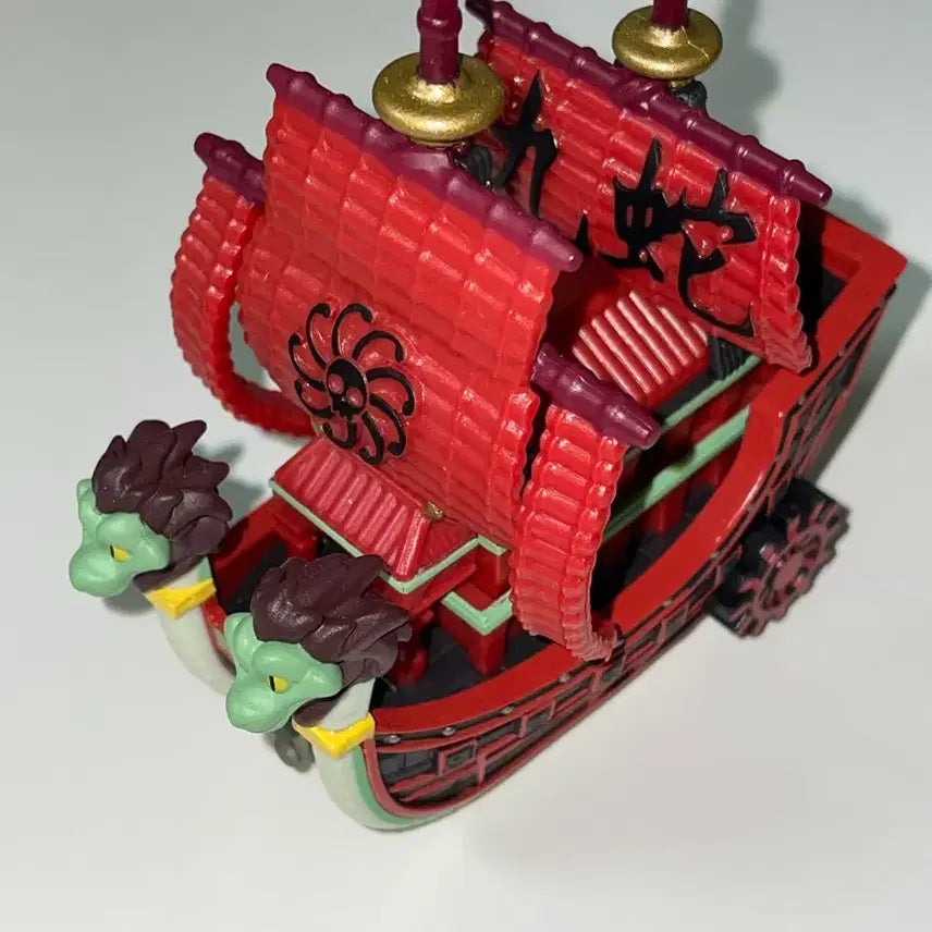 [BUNJANG] POPMART Perfume Yuda Pirate Ship Figure / POPMART 팝마트 원피스 그랜드 라인 배 시리즈 해적선 퍼퓸유다