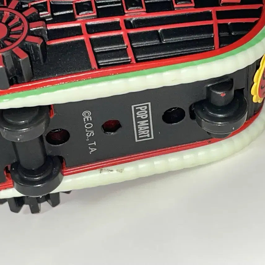 [BUNJANG] POPMART Perfume Yuda Pirate Ship Figure / POPMART 팝마트 원피스 그랜드 라인 배 시리즈 해적선 퍼퓸유다