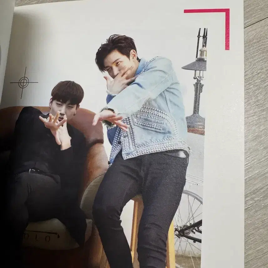 [BUNJANG] GOT7 3rd Fanclub Bundle Set / 갓세븐 3기 팬클럽 물품 판매 (릴레이 포토북+메모잇+볼펜)