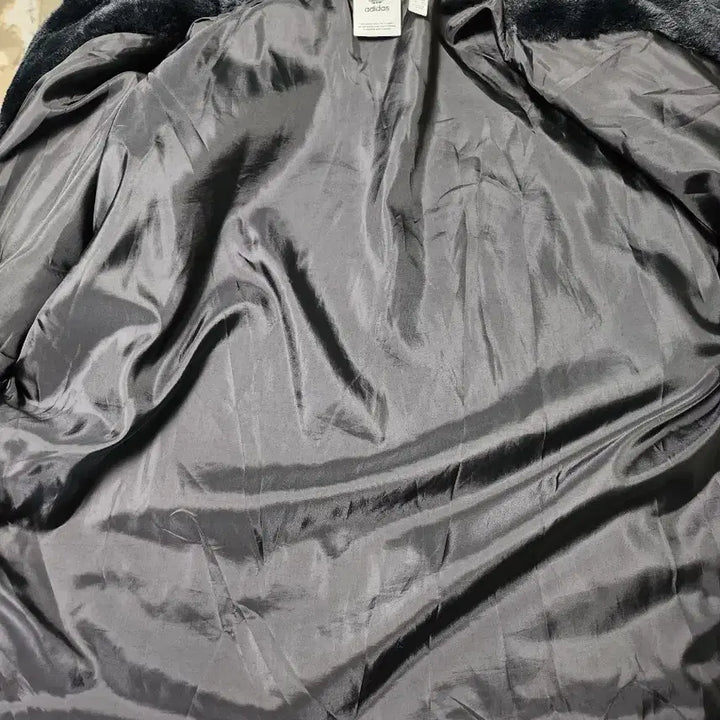 [BUNJANG] Adidas Big Trefoil Faux Fur Jacket Black / [ KR XL ] 아디다스 빅트레포일 퍼 자켓 블랙 HC0323