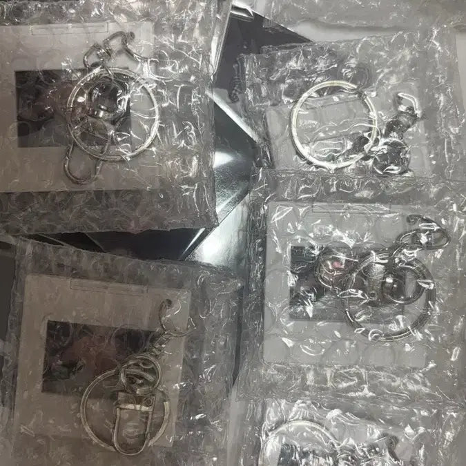 [BUNJANG] Arirang J-Hope POB Keyring / 아리랑 특전 키링 (제이홉)
