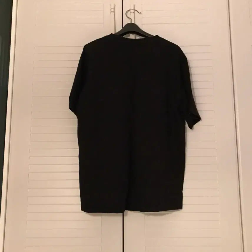 [BUNJANG] Love Is True DN Board Tee Black / 러브이즈트루 DN BOARD TEE BLACK