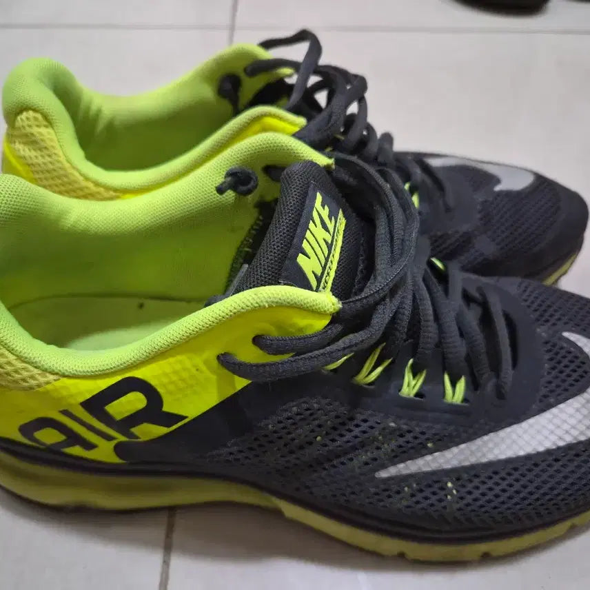 [BUNJANG] Nike Excellerate 2 Running Shoes / 나이키 Excellerate 2 런닝화 판매