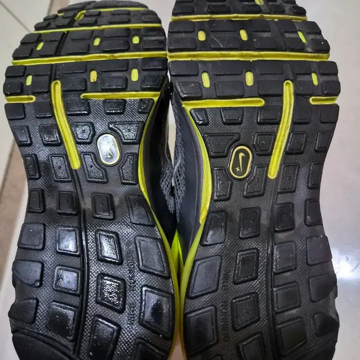 [BUNJANG] Nike Excellerate 2 Running Shoes / 나이키 Excellerate 2 런닝화 판매