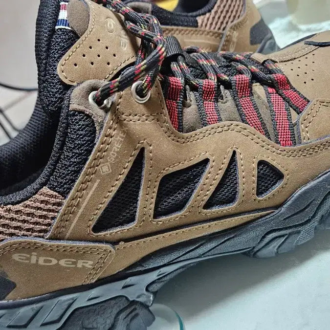 [BUNJANG] Aider Akers Hiking Shoes (DUS20G06) - Brown, Unisex / 아이더 등산화 브라운 운동화