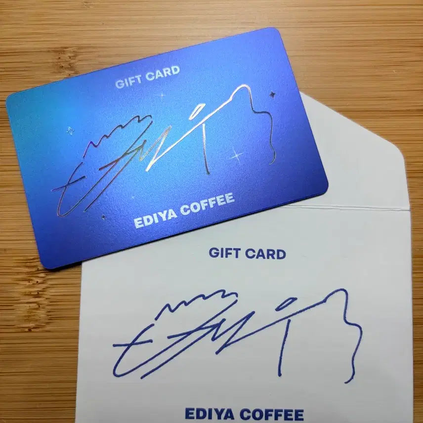 [SOLD OUT] 이디야 변우석 포토카드 + 스티커 + 브로마이드