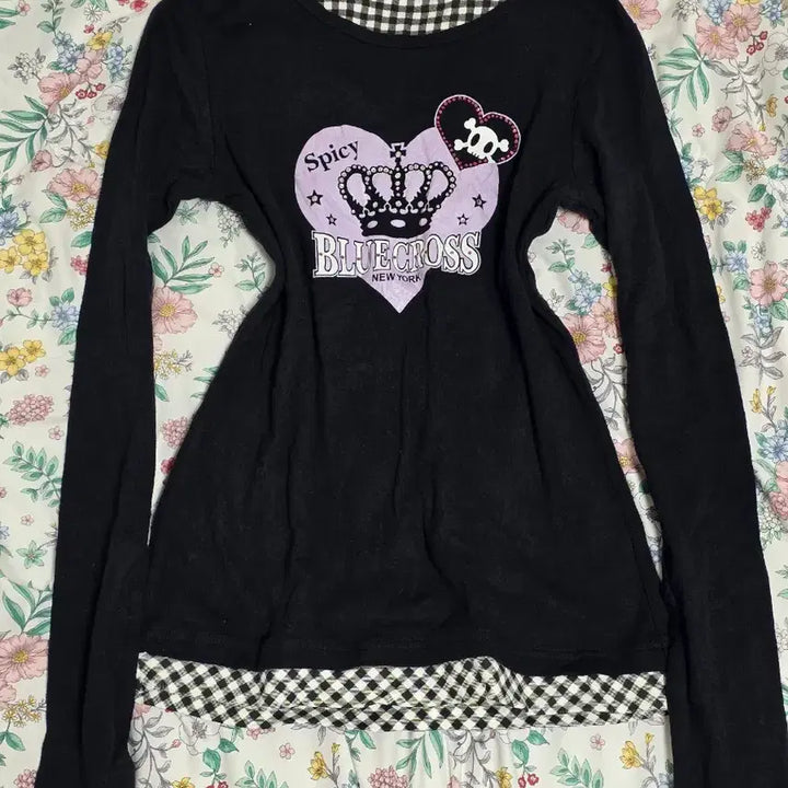 [SOLD OUT] 일본빈티지)오네갸루st 미국와투케 하트스컬왕관 블랙핑크퍼플 펑크롱슬리브