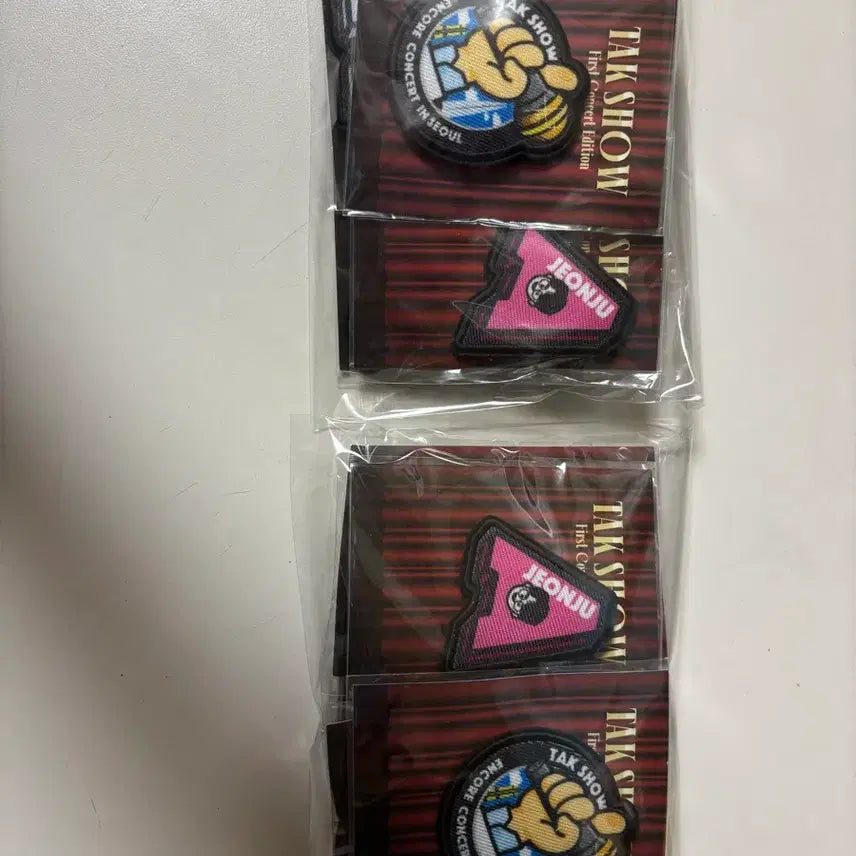 [BUNJANG] Takshow1 Badge Set / 탁쇼1 배지