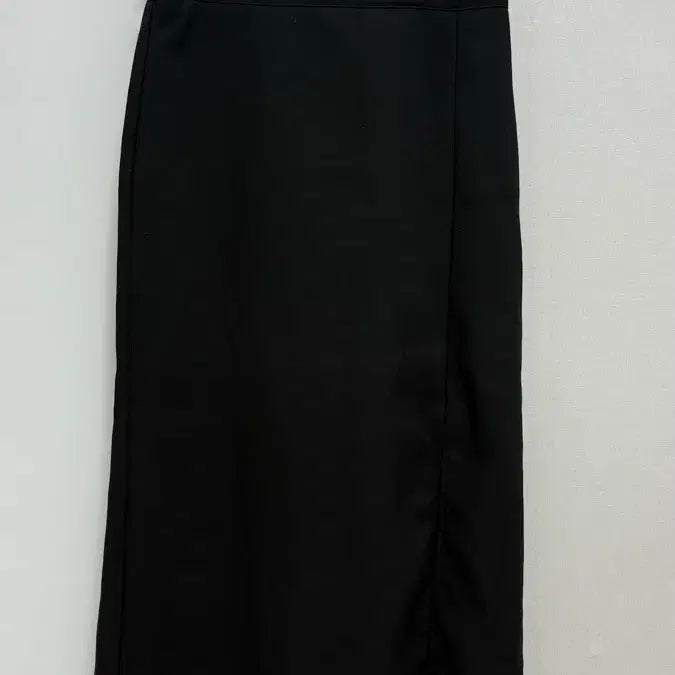 [BUNJANG] High-Waist Slit Hem H-Line Long Skirt / (새상품)슬릿 트임 하이웨스트 H라인 뒷밴딩 롱 스커트 치마
