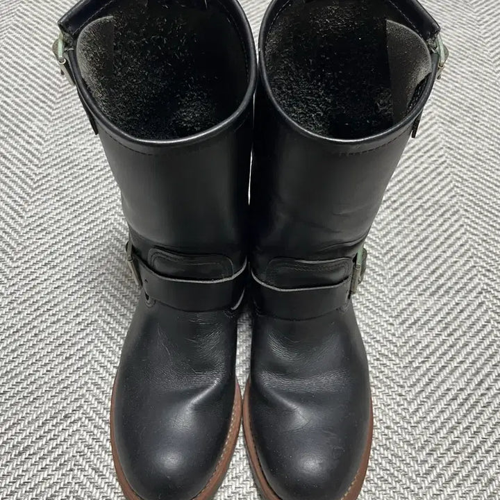 [SOLD OUT] 레드윙 엔지니어 2268 9.5D