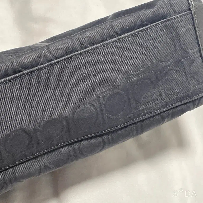 [SOLD OUT] 페라가모 블랙 간치니 숄더백