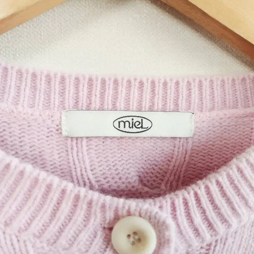 [BUNJANG] Miel Wool Cable Knit Cardigan / Miel 미엘 울 꽈배기 가디건 핑크