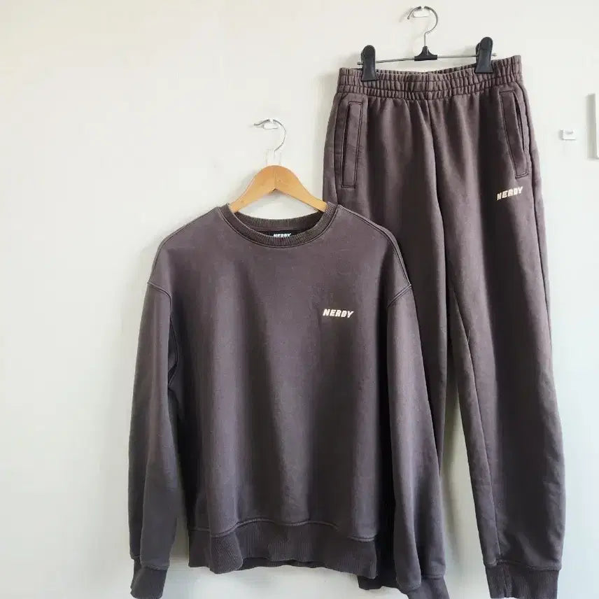 [BUNJANG] Nerdy Man to Man &amp; Jogger Pants Set / 널디 맨투맨 트레이닝 조거팬츠 세트 55-66