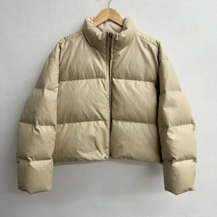 [BUNJANG] AMOMENTO 21FW Vegan Leather Reversible Padding M / 아모멘토 21FW 비건레더 리버시블 패딩 M